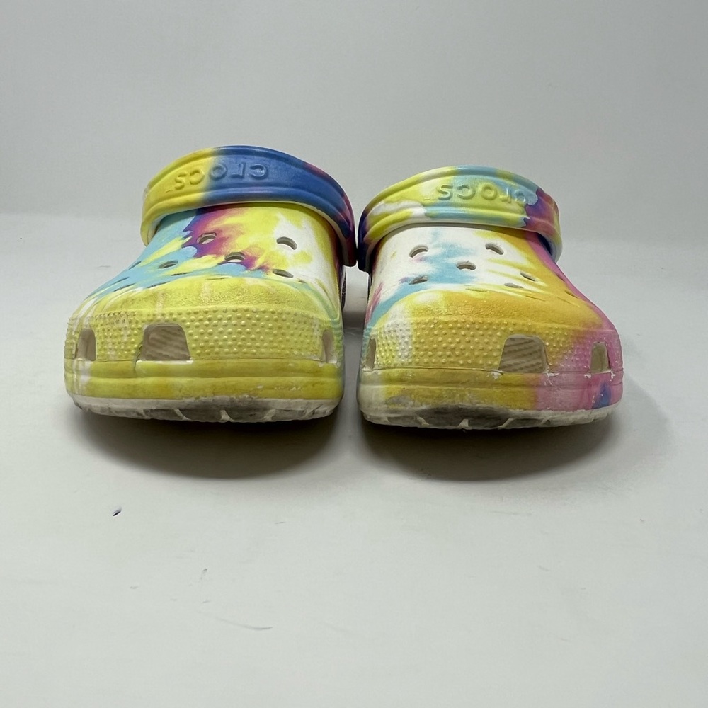 Crocs Classic Tye Dye Graphic Clog White Pink Yellow Women M7/W9 Used Clean GHI8